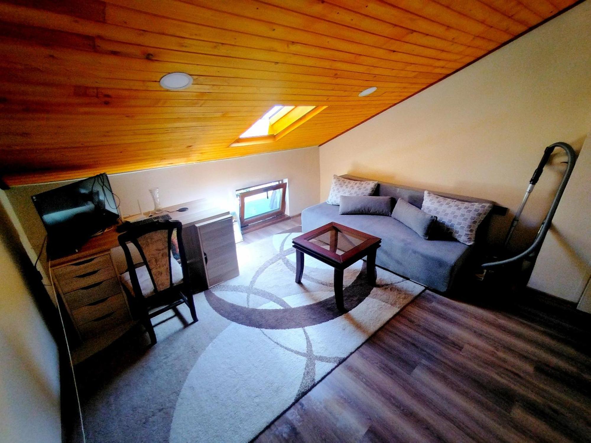 Low Budget Apartment With Breakfast Varna Exterior photo